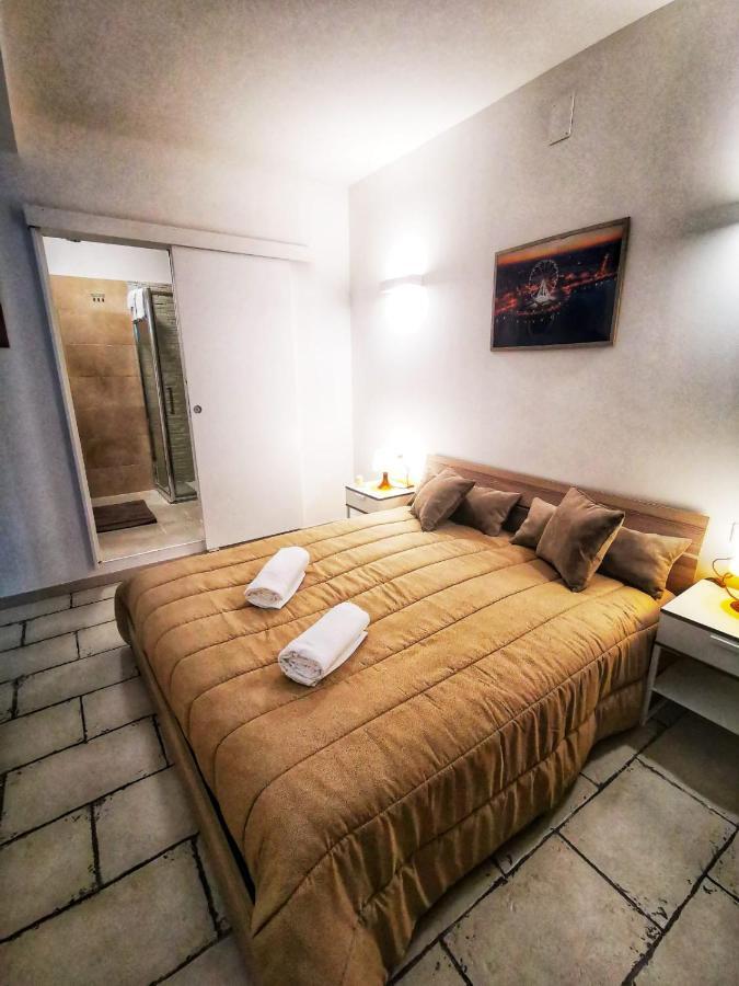 Pietra Bianca Appartment Bari Exterior photo