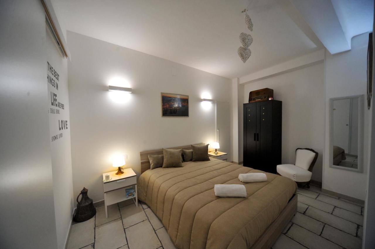 Pietra Bianca Appartment Bari Exterior photo