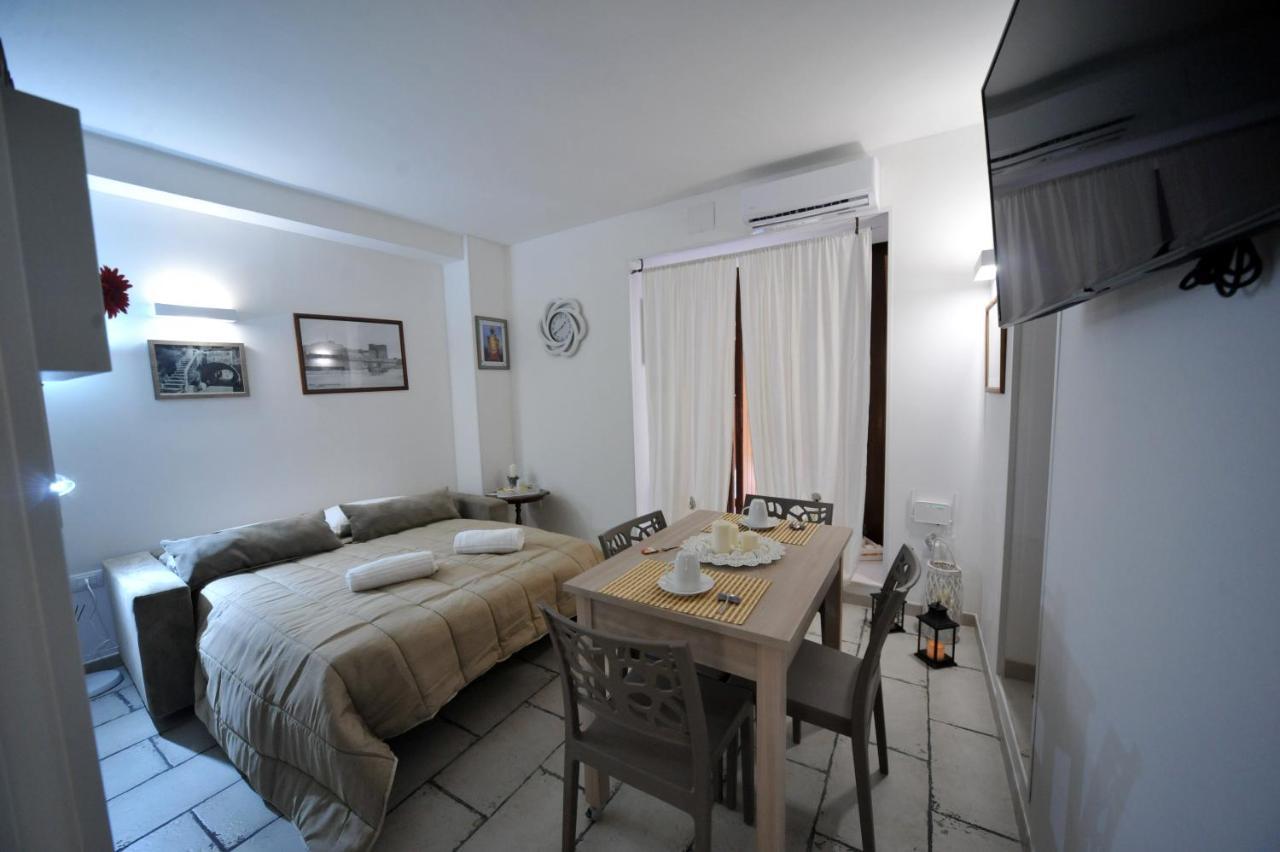 Pietra Bianca Appartment Bari Exterior photo